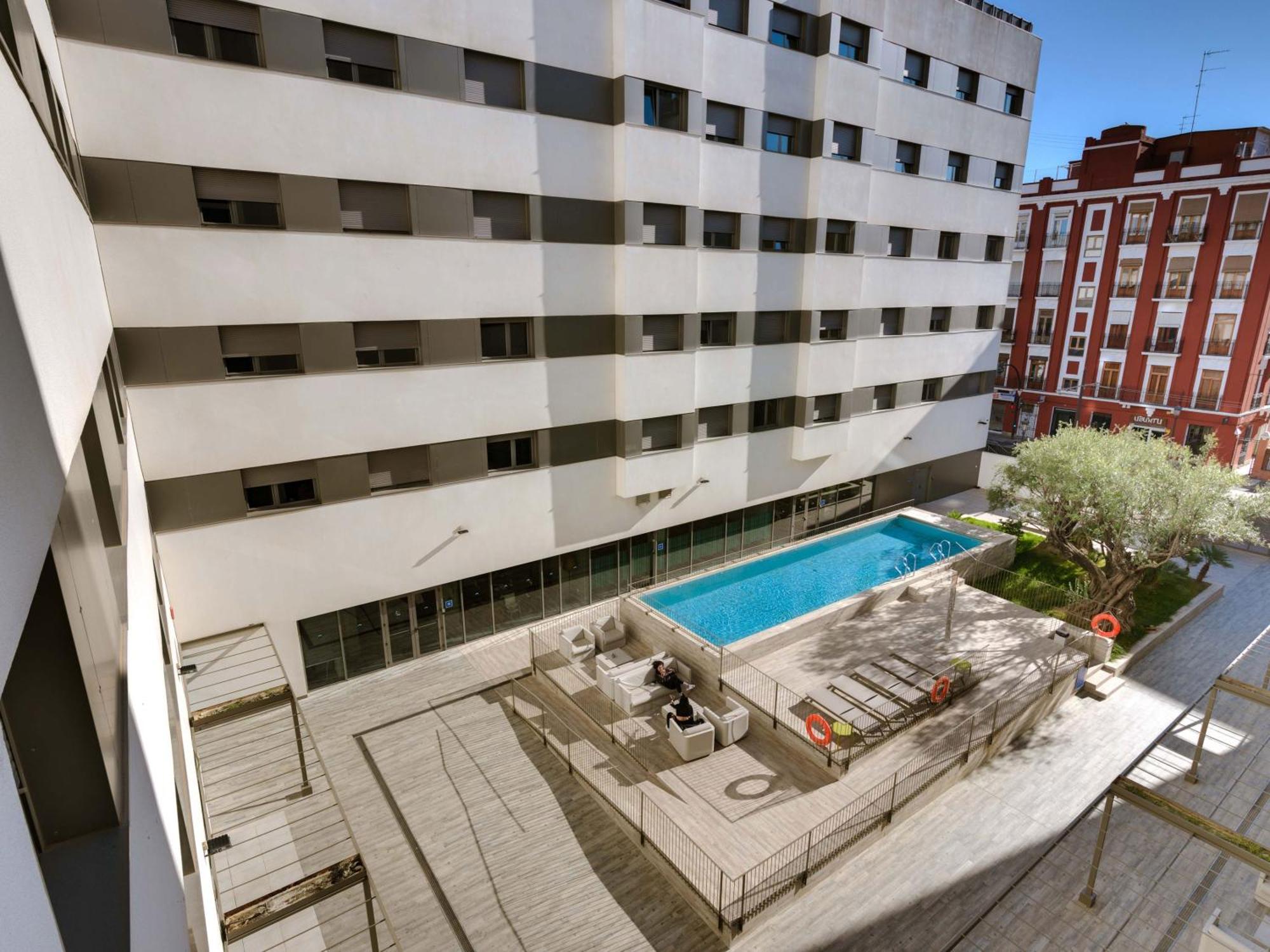 Livensa Living Studios Valencia Marina Real Hotel-Apartamento Bagian luar foto