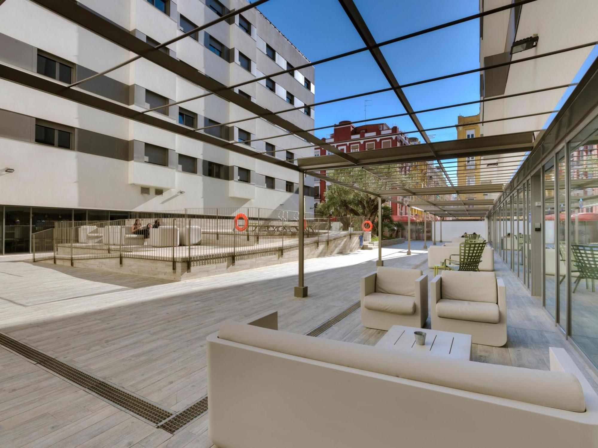Livensa Living Studios Valencia Marina Real Hotel-Apartamento Bagian luar foto