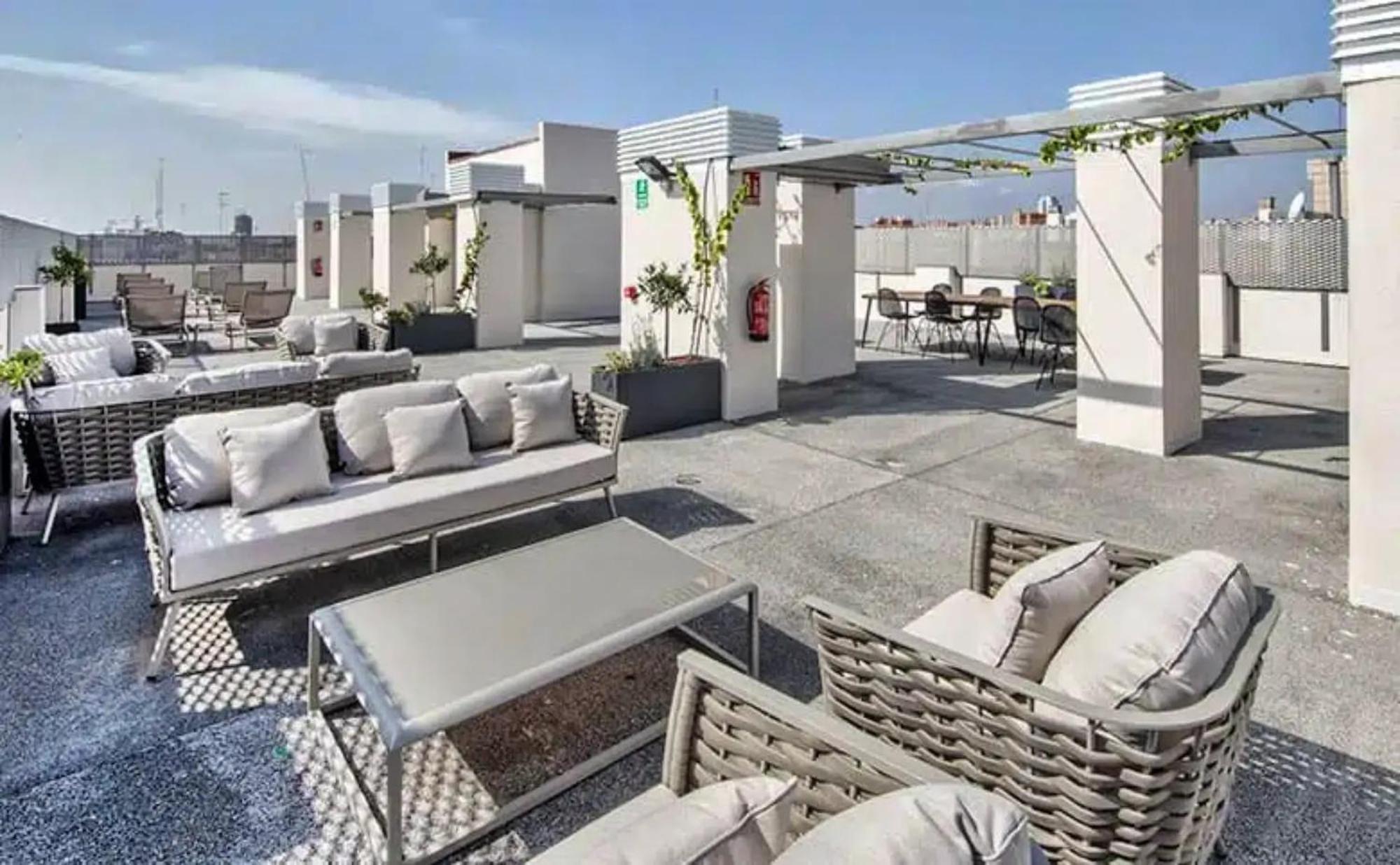 Livensa Living Studios Valencia Marina Real Hotel-Apartamento Bagian luar foto