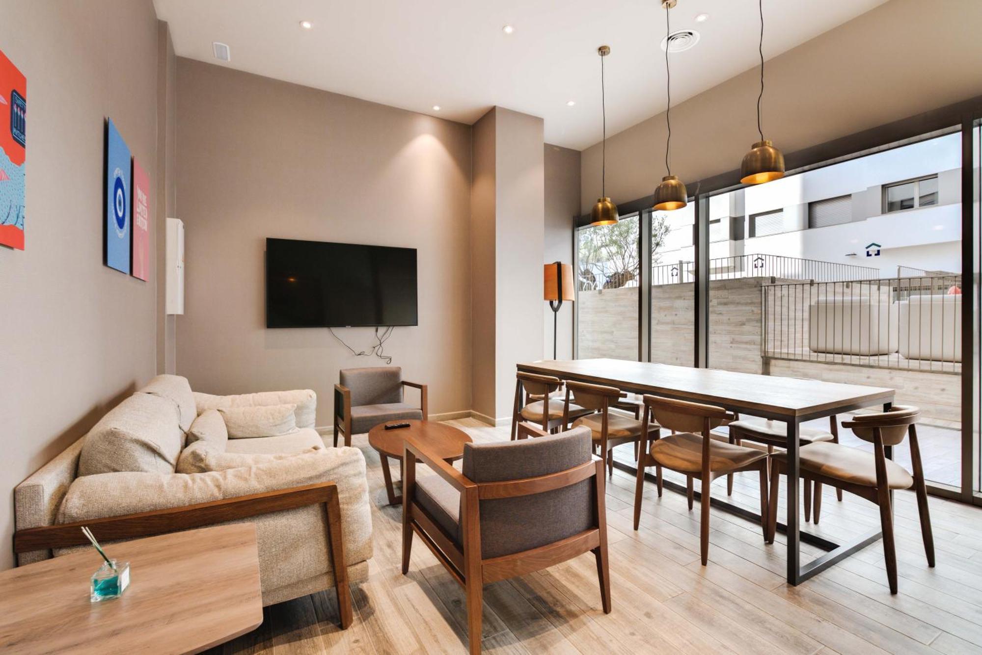 Livensa Living Studios Valencia Marina Real Hotel-Apartamento Bagian luar foto